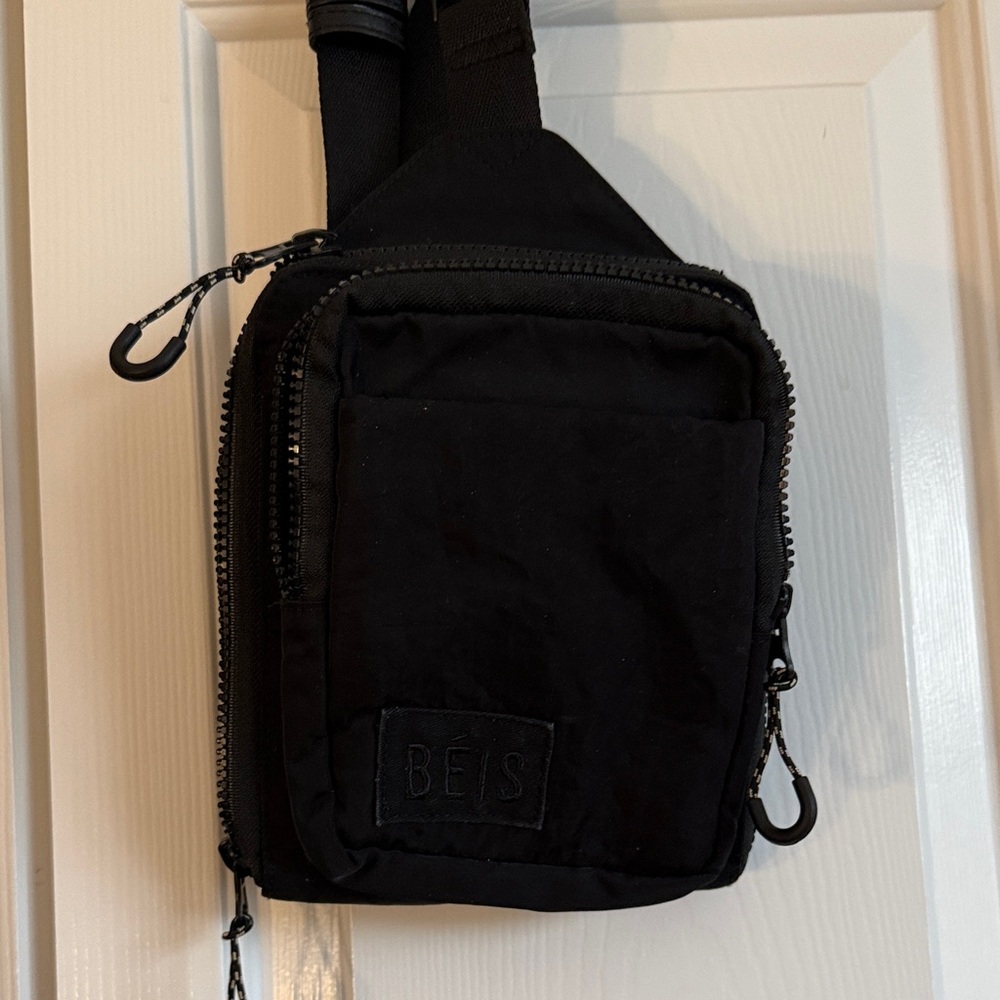BEIS Black Sport Sling Bag